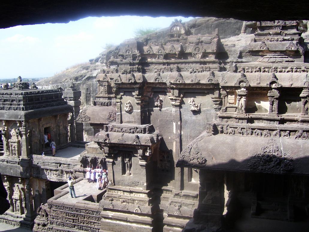 ellora-temple1-746801.JPG